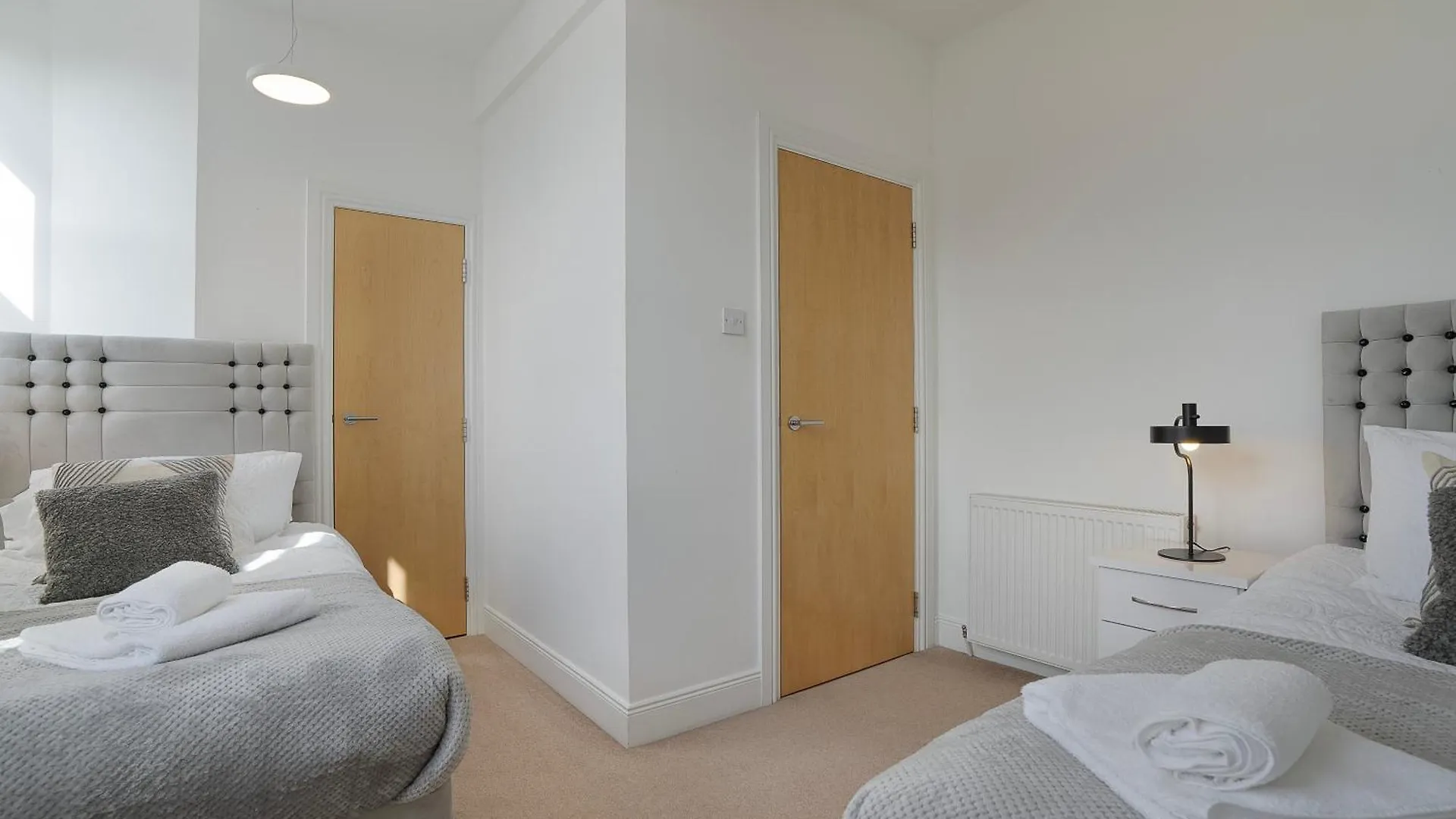 Crimon Place Townhouse - Grampian Lettings Ltd Абердин 0*,