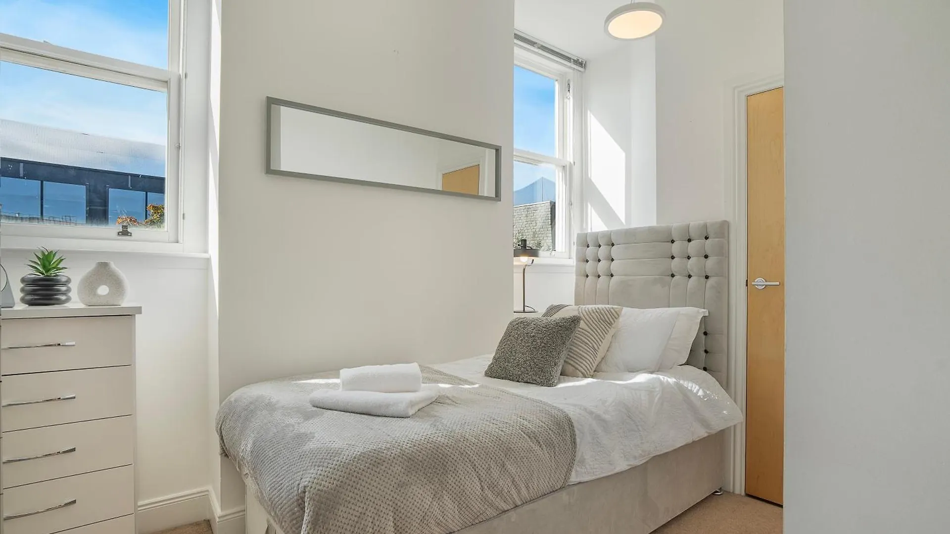 Дом отдыха Crimon Place Townhouse - Grampian Lettings Ltd Абердин Великобритания