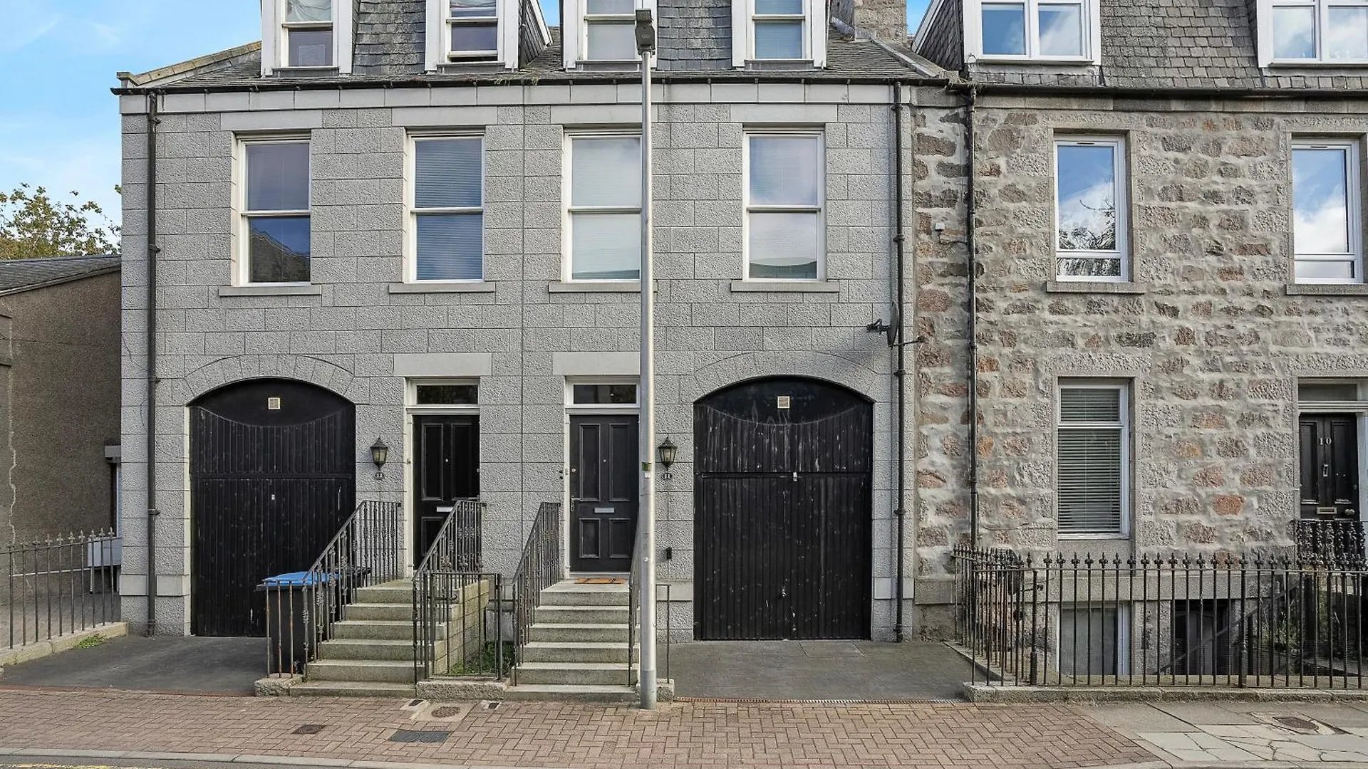 Crimon Place Townhouse - Grampian Lettings Ltd Абердин
